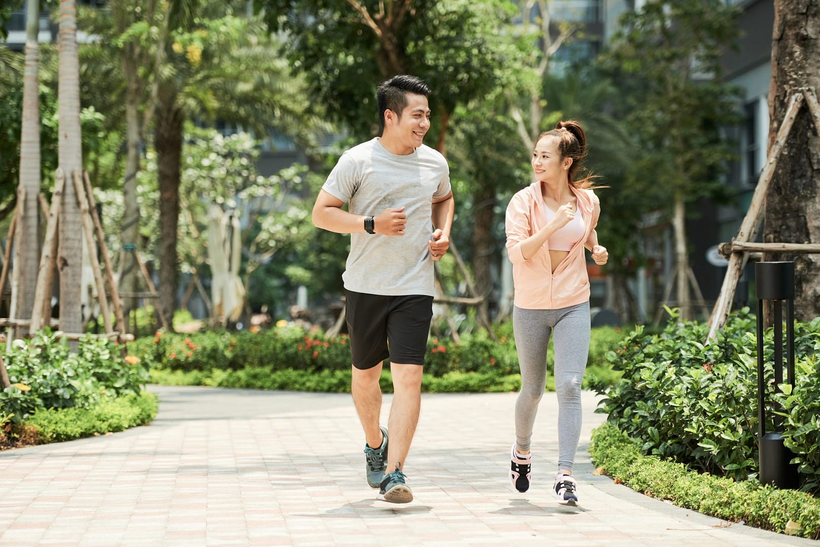 Chăm thể dục thể thao để duy trì sức khỏe ngày tết.